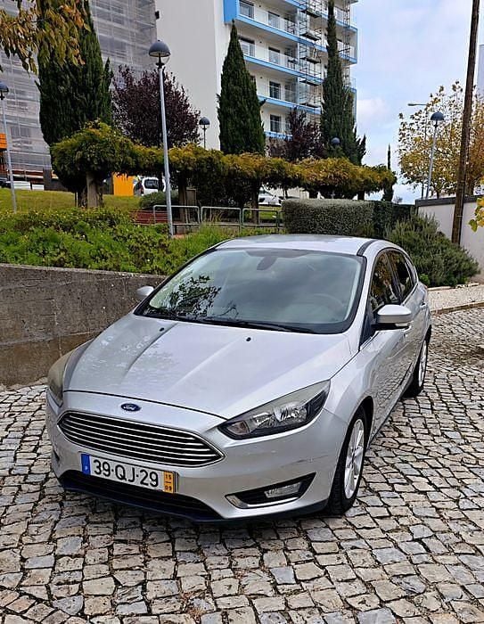 Usado 2015 Ford Focus Titanium Sedan | € 7.000 (Bom preço) - Imagem 1/4