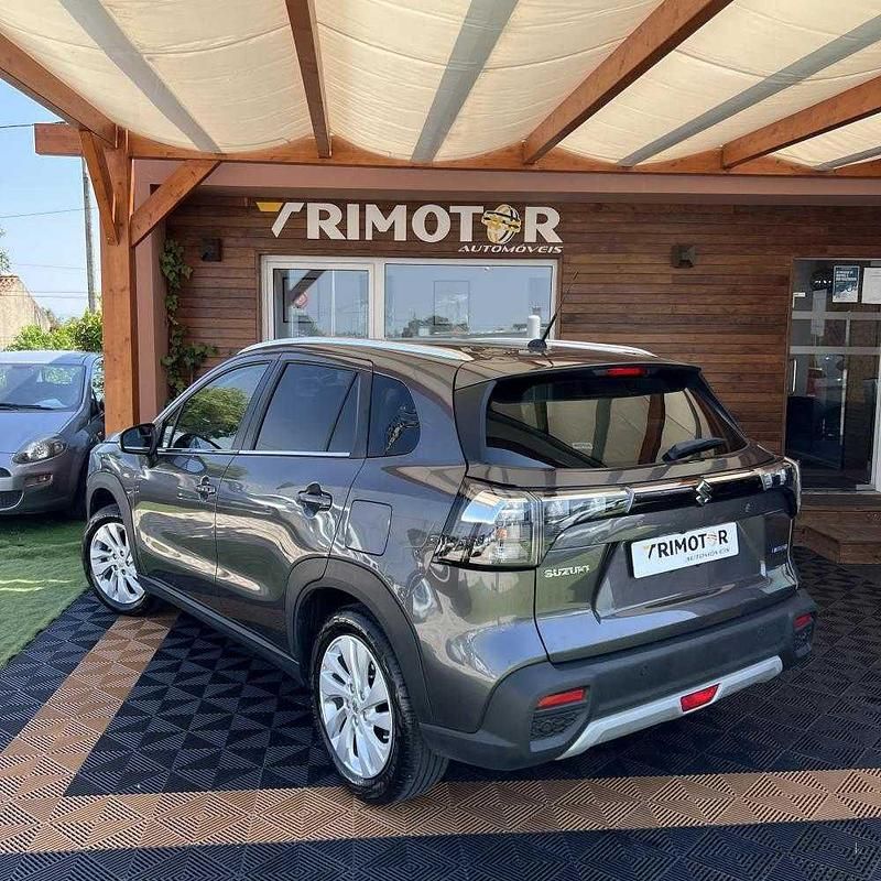 Usado Suzuki SX4 S-Cross 116 HP (85 kW) 2023 Cinzento SUV