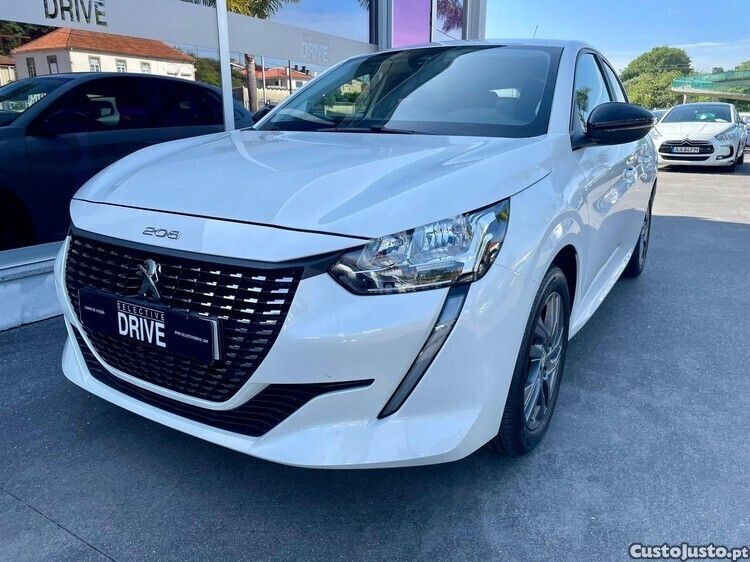 Branco Usado 2022 Peugeot 208 Allure Citadino | € 16.900 (Preço justo) - Imagem 1/1