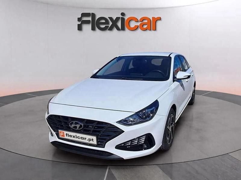 Usado Hyundai i30 Style 120 HP (88 kW) 2021 Branco