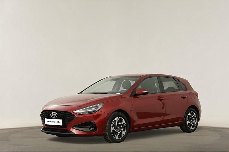 Usado Hyundai i30 Style 101 HP (74 kW) 2024 Vermelho