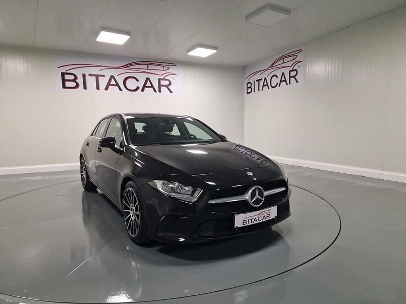 Preto Usado 2019 Mercedes A180 Style Sedan | € 24.950 (Preço justo) - Imagem 1/4