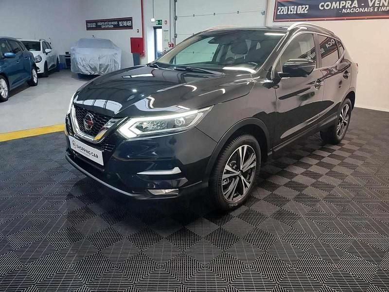Preto Usado 2020 Nissan Qashqai SUV | € 18.900 (Preço justo) - Imagem 1/4