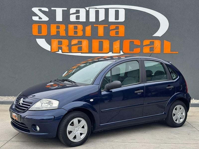 Azul Usado 2003 Citroën C3 Furio Citadino | € 4.750 (Caro) - Imagem 1/4
