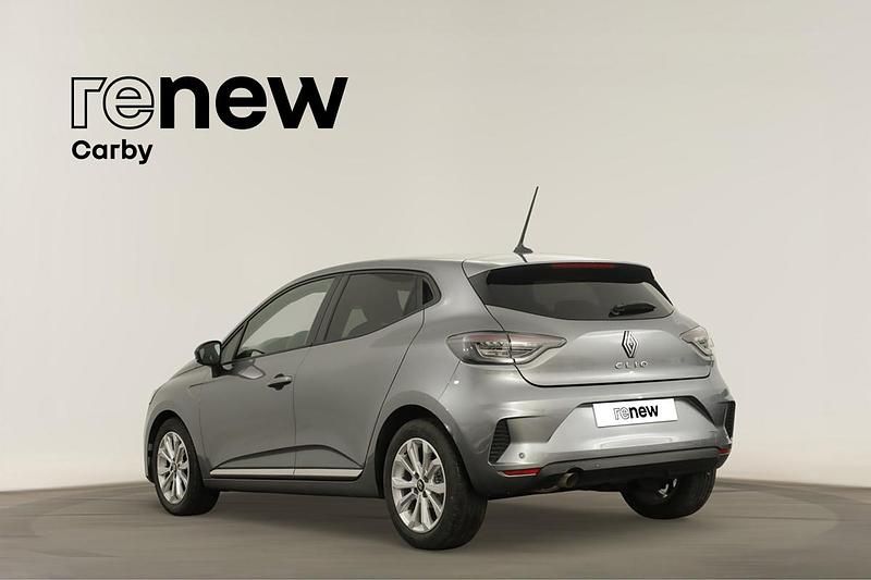 Usado Renault Clio V Evolution 101 HP (74 kW) 2024 Cinzento