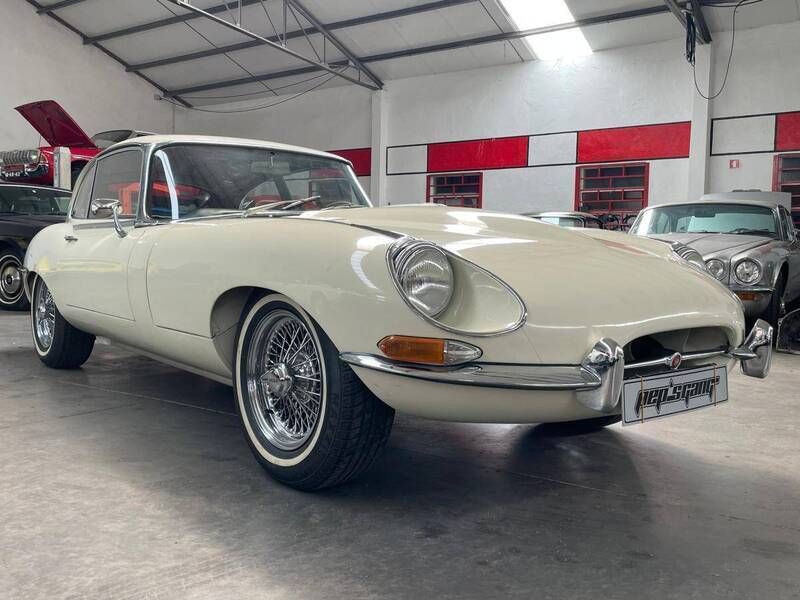 Branco Usado 1968 Jaguar E-Type | € 95.000 - Imagem 1/4