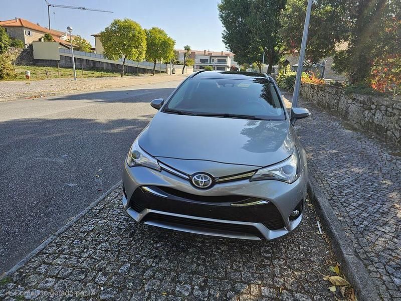 Usado 2015 Toyota Avensis Carrinha | € 16.990 - Imagem 1/4