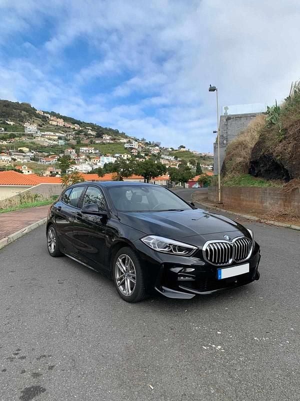 Preto Usado 2020 BMW 116 Citadino | € 28.000 (Caro) - Imagem 1/4