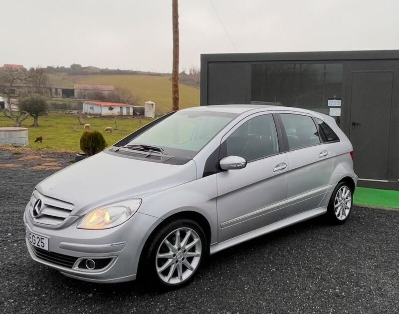 Usado 2007 Mercedes B180 Monovolume | € 8.950 (Preço justo) - Imagem 1/4