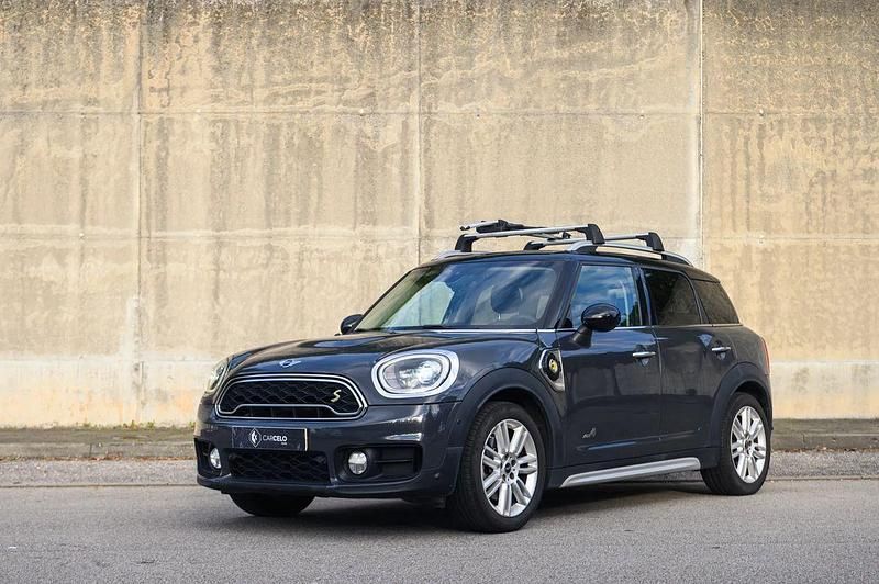 Cinza Usado 2018 Mini Cooper Countryman SUV | € 18.990 - Imagem 1/4