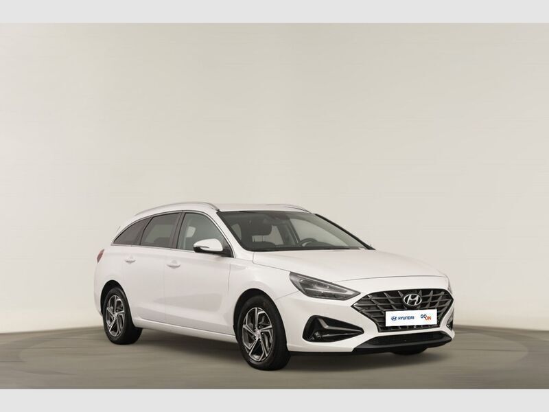 Atlas white (sólido) Usado 2024 Hyundai i30 Style Carrinha | € 24.990 (Preço elevado) - Imagem 1/4