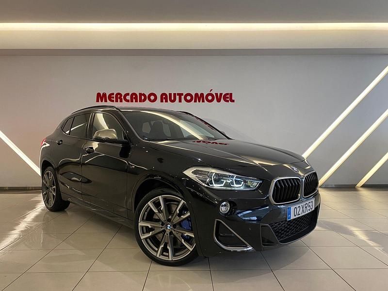 Preto Usado 2019 BMW X2 Comfort Edition SUV | € 38.900 - Imagem 1/4