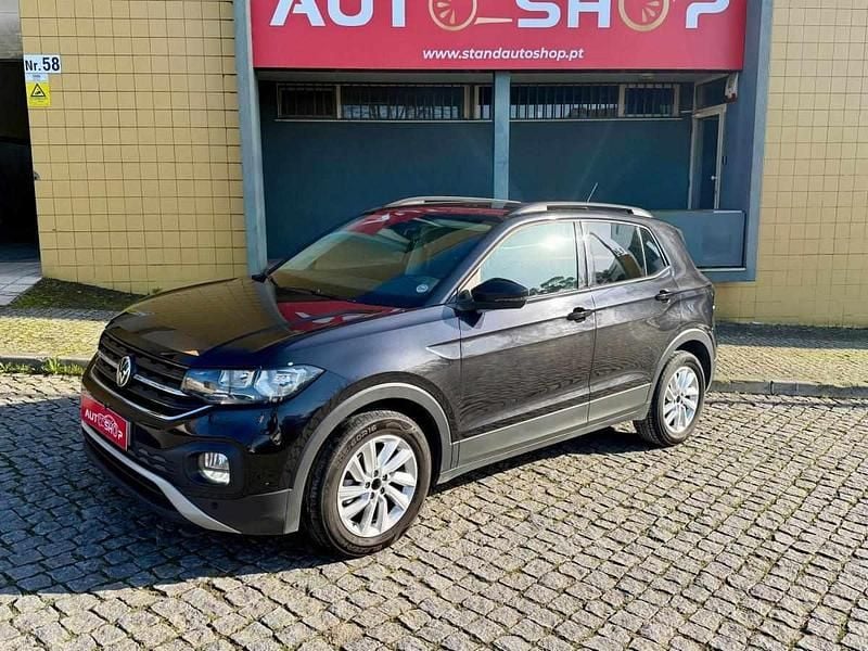 Usado VW T-Cross Life 110 HP (80 kW) 2023 Preto SUV