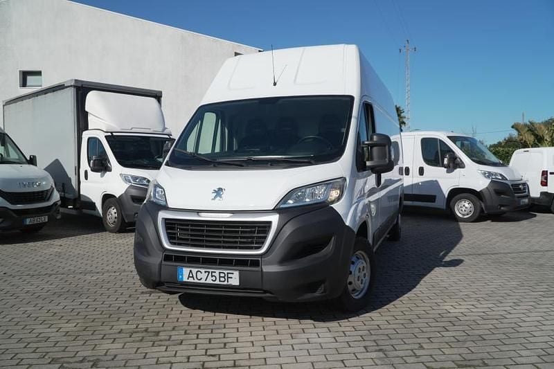 Branco Usado 2020 Peugeot Boxer Van | € 18.750 (Preço justo) - Imagem 1/4