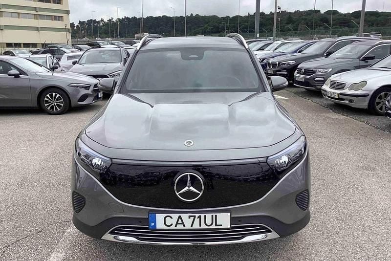 Novo Mercedes EQB250+ Edition 139 kW (190 HP) 2025 Cinzento SUV