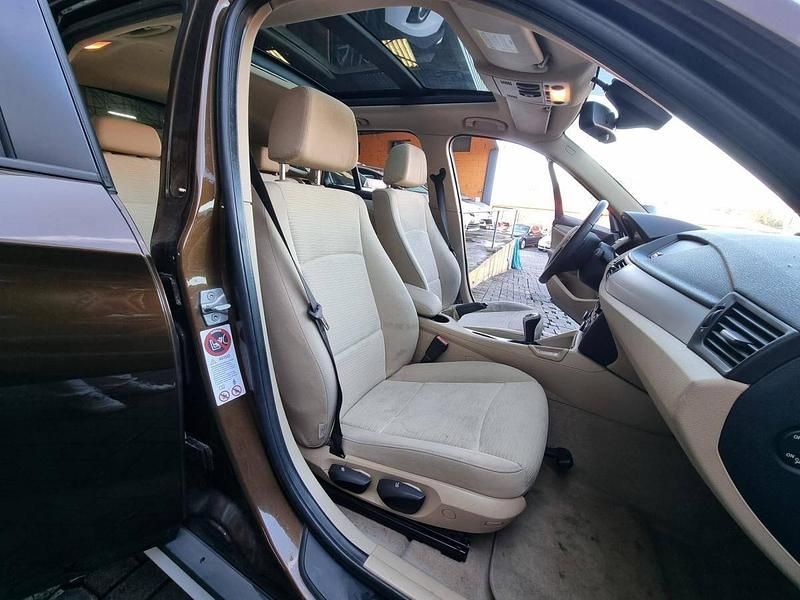 Usado BMW X1 177 HP (130 kW) 2010 Outra SUV