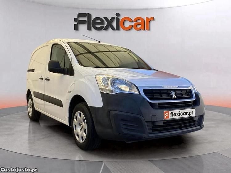 Branco Usado 2016 Peugeot Partner Van | € 11.990 - Imagem 1/1