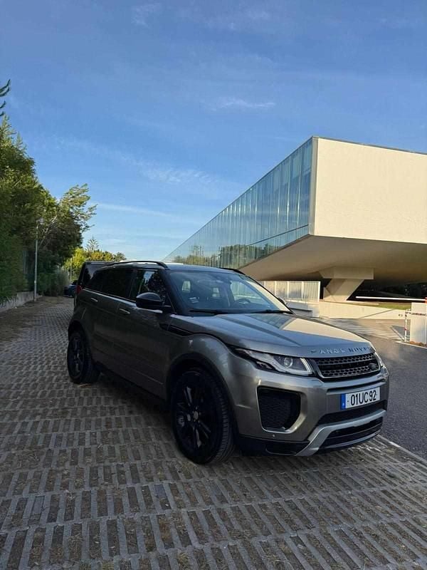 Usado Land Rover Range Rover evoque SE Dynamic 150 HP (110 kW) 2018 Cinzento SUV