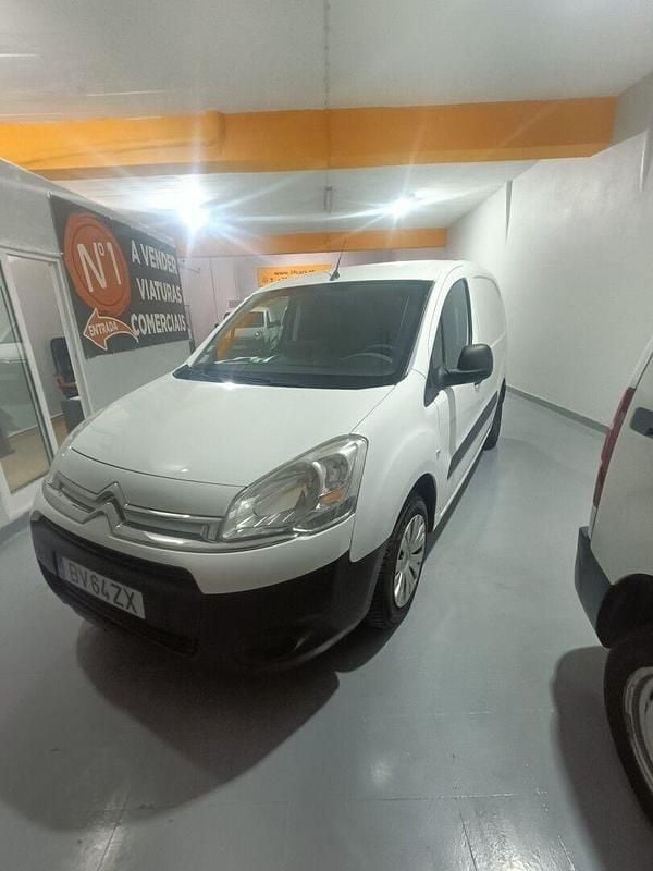 Branco Usado 2014 Citroën Berlingo Monovolume | € 6.258 (Super Preço) - Imagem 1/4