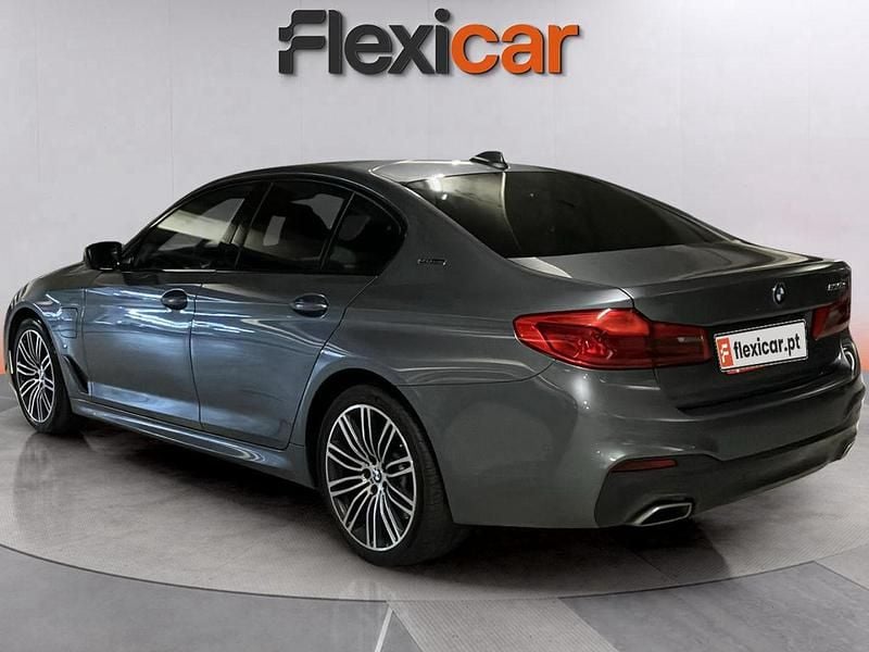 Usado BMW 530e iPerformance 252 HP (185 kW) 2019 Cinza Sedan