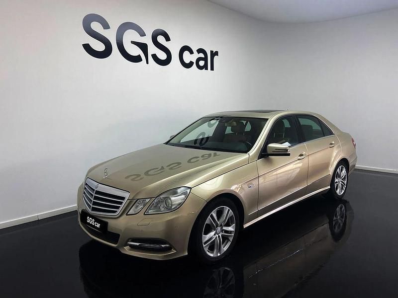 Outro Usado 2012 Mercedes E250 Avantgarde Sedan | € 14.950 - Imagem 1/4