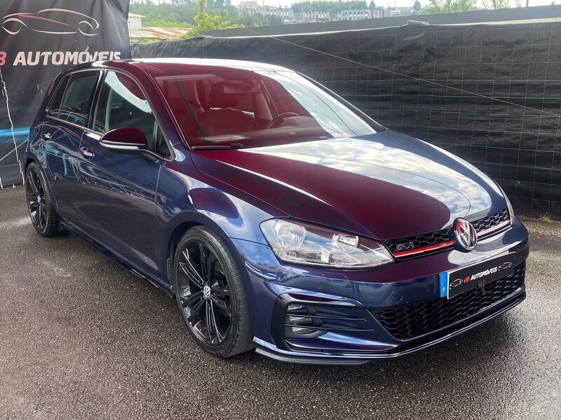 Azul Usado 2015 VW Golf VII Citadino | € 16.500 (Preço justo) - Imagem 1/4