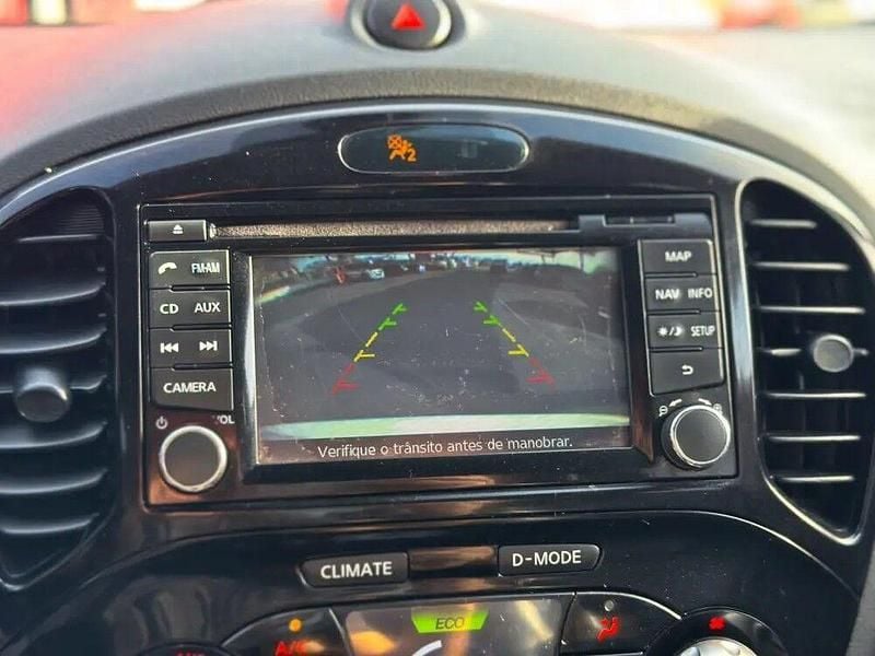 Usado Nissan Juke Acenta 110 HP (80 kW) 2013 Amarelo SUV