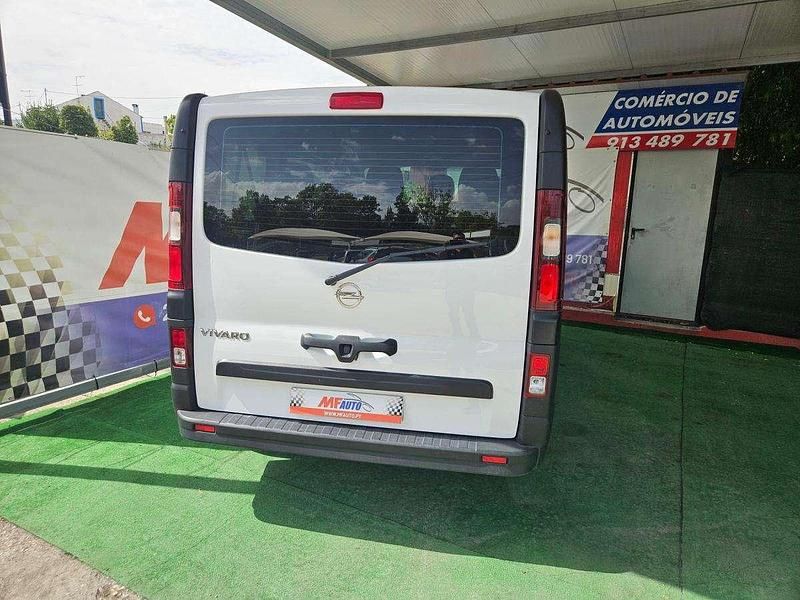 Usado Opel Vivaro S 120 HP (88 kW) 2019 Branco Monovolume