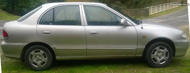 Hyundai accent 98 года