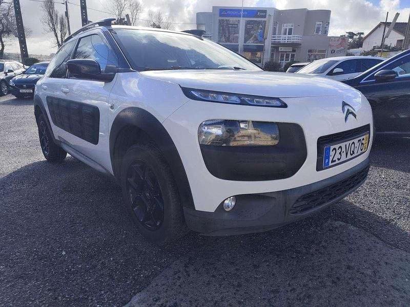 Branco Usado 2016 Citroën C4 Cactus Citadino | € 8.900 (Preço justo) - Imagem 1/4