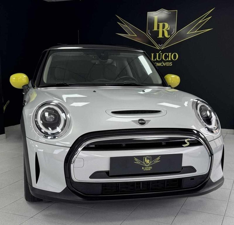 Cinzento Usado 2022 Mini Cooper S Citadino | € 22.500 (Bom preço) - Imagem 1/4