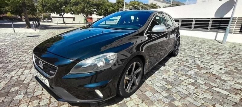 Preto Usado 2013 Volvo V40 R-Design Momentum Carrinha | € 9.990 (Bom preço) - Imagem 1/4