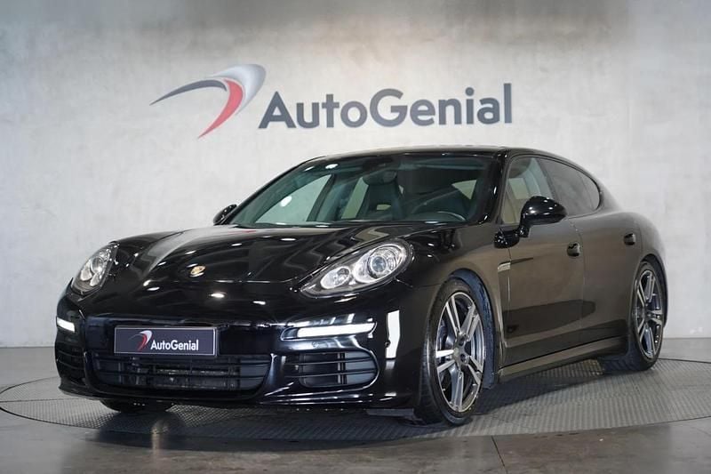 Preto Usado 2015 Porsche Panamera Edition Sedan | € 48.990 (Preço justo) - Imagem 1/4