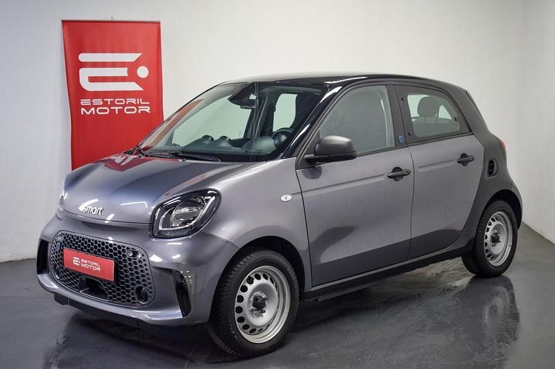 Cinza Usado 2022 Smart ForFour Electric Drive Passion | € 12.500 (Preço justo) - Imagem 1/4