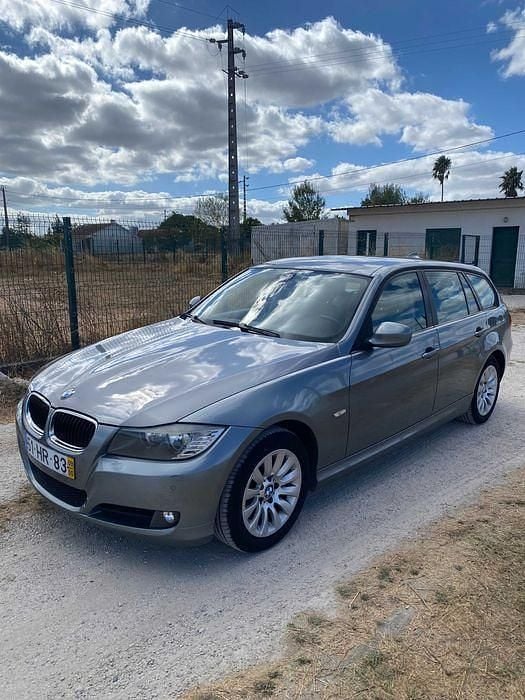 Usado 2009 BMW 318 Sedan | € 5.900 (Bom preço) - Imagem 1/4
