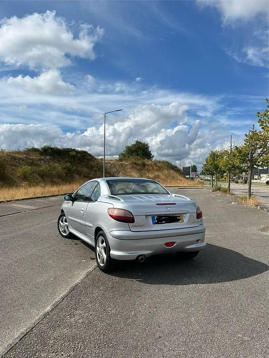 Usado Peugeot 206 CC 109 HP (80 kW) 2001 Cabrios