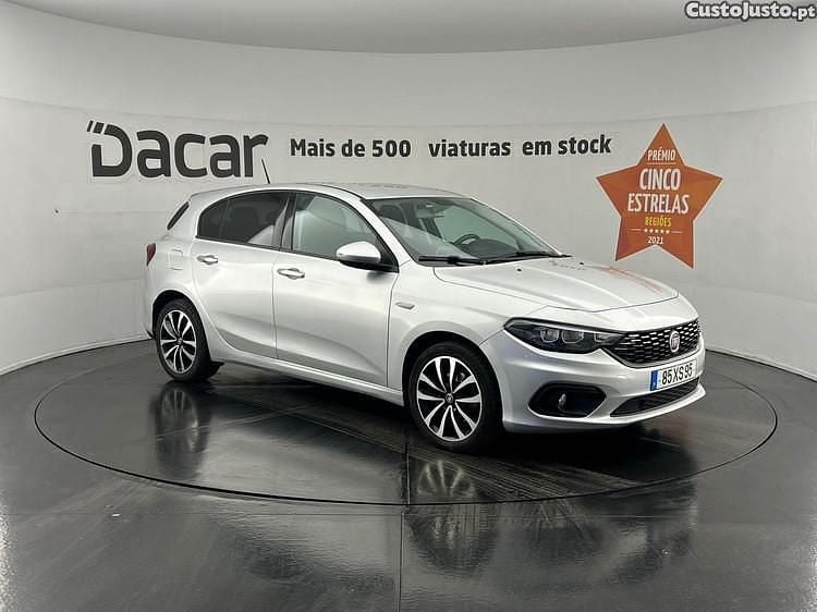 Cinza Usado 2019 Fiat Tipo Lounge Citadino | € 9.799 (Bom preço) - Imagem 1/1