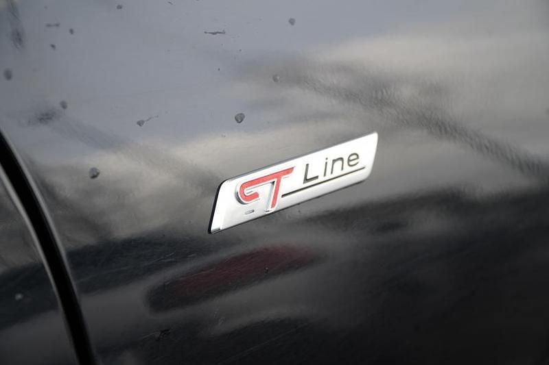 Usado Ford Kuga ST-Line 150 HP (110 kW) 2022 Preto SUV