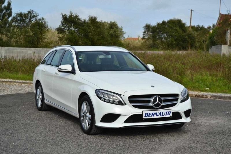 Usado Mercedes C220 Avantgarde 194 HP (142 kW) 2018 Branco Carrinha