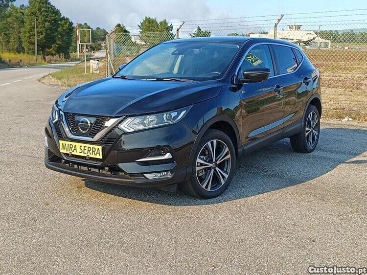 Preto Usado 2018 Nissan Qashqai N-Connecta SUV | € 20.250 (Preço justo) - Imagem 1/1