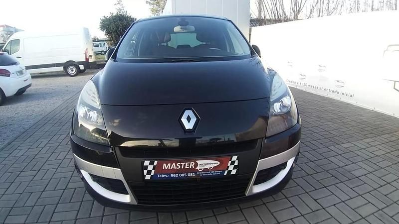 Usado Renault Scénic III 110 HP (80 kW) 2009 Preto Monovolume