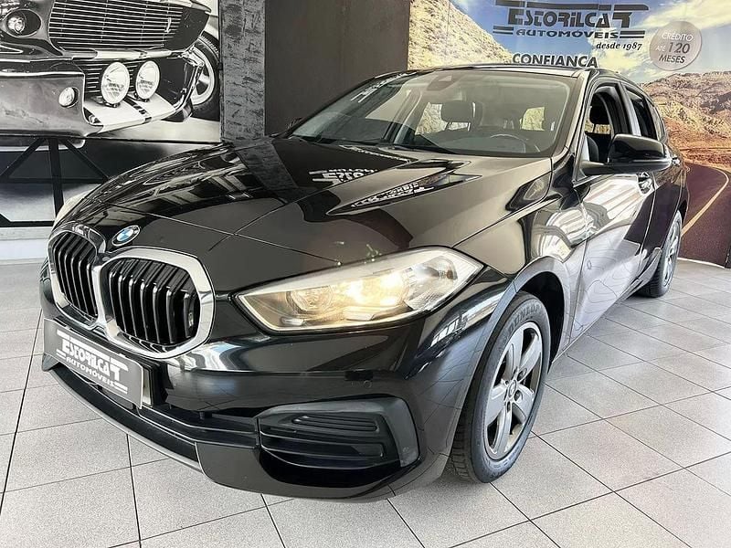 Preto Usado 2020 BMW 116 Advantage Citadino | € 21.650 (Preço justo) - Imagem 1/4