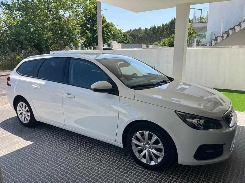 Usado Peugeot 308 102 HP (75 kW) 2020 Branco Carrinha