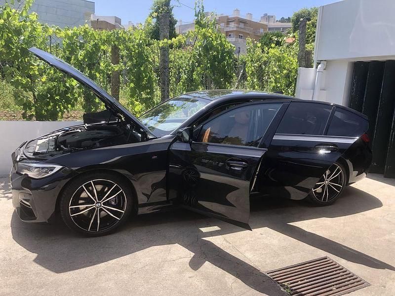 Usado 2019 BMW 330 M Sport Sedan | € 34.000 (Caro) - Imagem 1/4