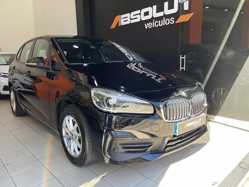 Preto Usado 2021 BMW 216 Active Tourer Advantage Monovolume | € 25.990 (Caro) - Imagem 1/4