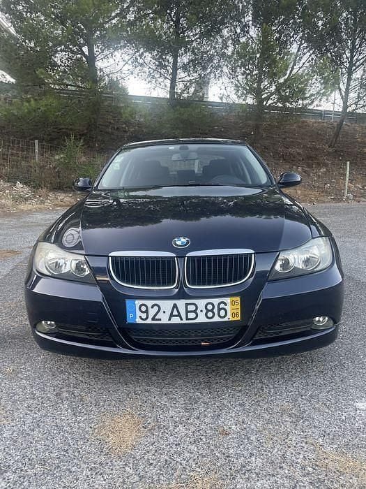 Usado 2005 BMW 320 Sedan | € 9.750 (Preço justo) - Imagem 1/4