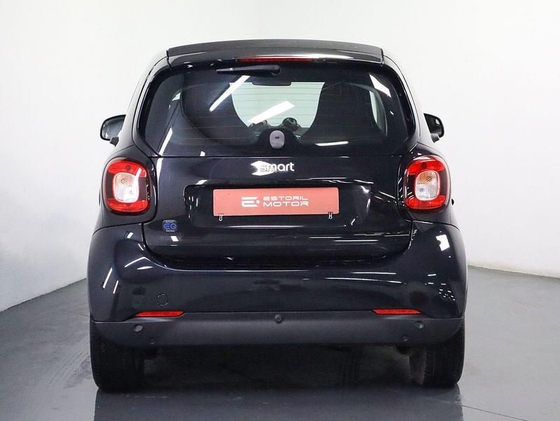 Usado Smart ForTwo Electric Drive Passion 60 kW (82 HP) 2021 Preto Coupé