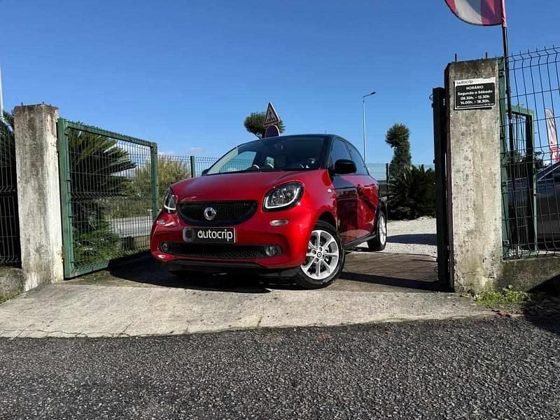 Vermelho Usado 2016 Smart ForFour Passion Citadino | € 11.360 (Preço justo) - Imagem 1/4