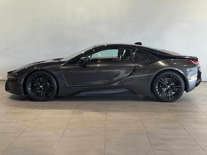 Usado BMW i8 362 HP (266 kW) 2015 Cinzento Coupé