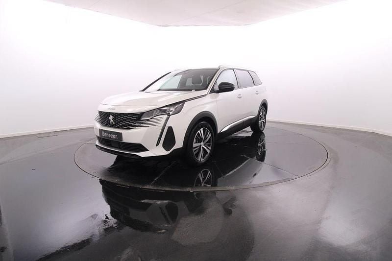 Branco Usado 2024 Peugeot 5008 Allure Monovolume | € 34.900 (Preço justo) - Imagem 1/4